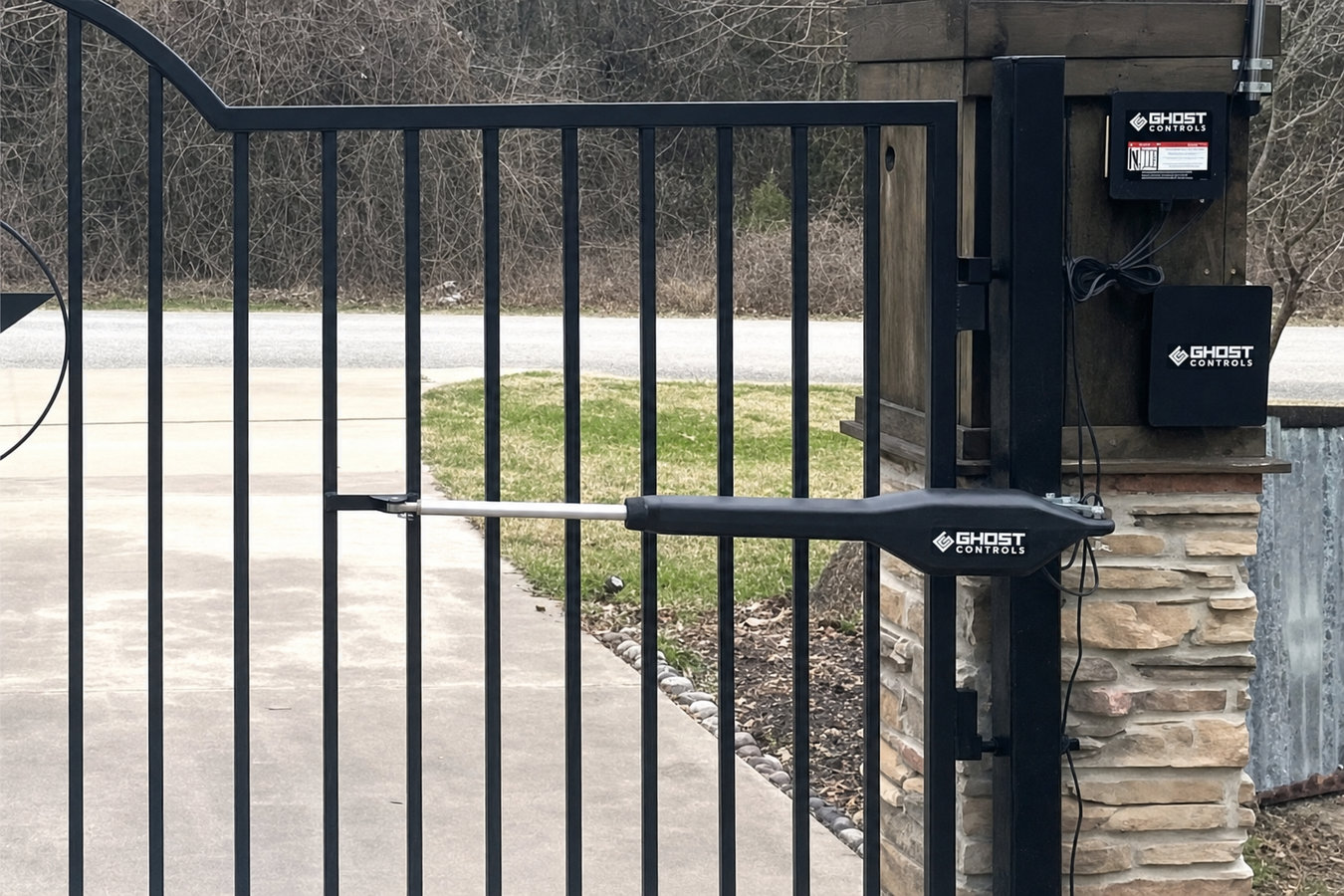 Automatic gate installation in Huntsville, TX